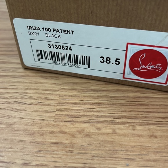 Christian LouBoutin ladies 38 1/2 - Picture 7 of 7